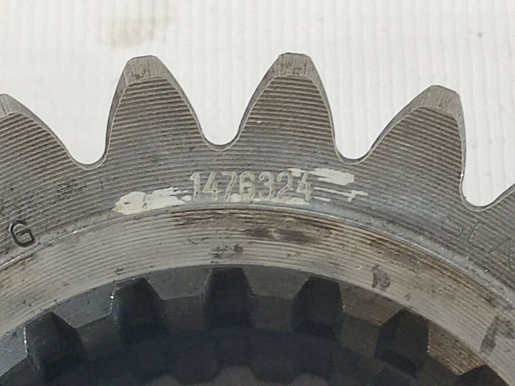 шестерня коробки передач б/у - 3